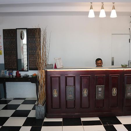 Tator Hotel Dżakarta Zewnętrze zdjęcie